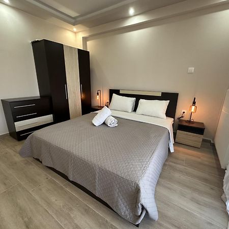 Minimalist Apartments W/ View Thessaloniki Exterior photo