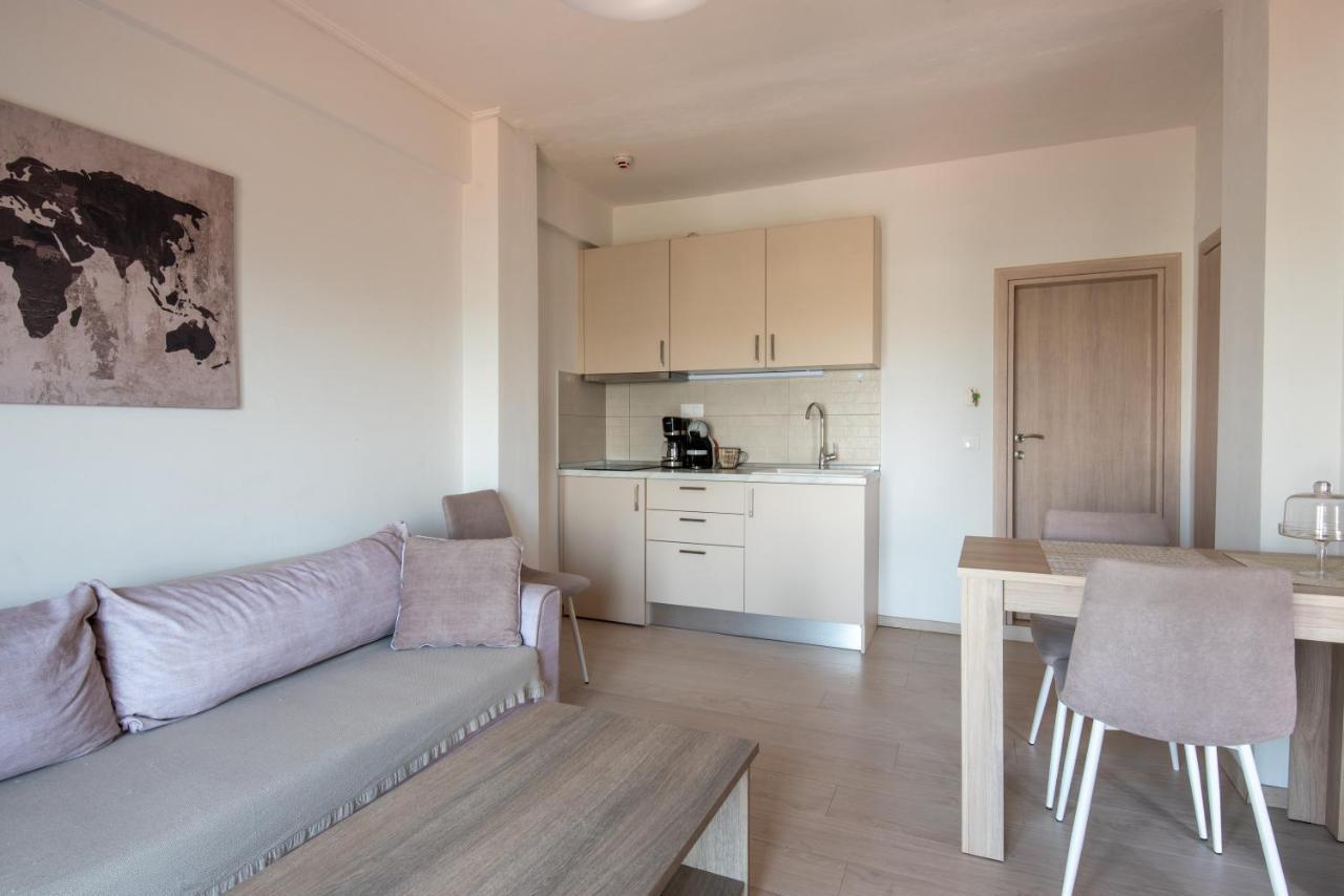Minimalist Apartments W/ View Thessaloniki Exterior photo