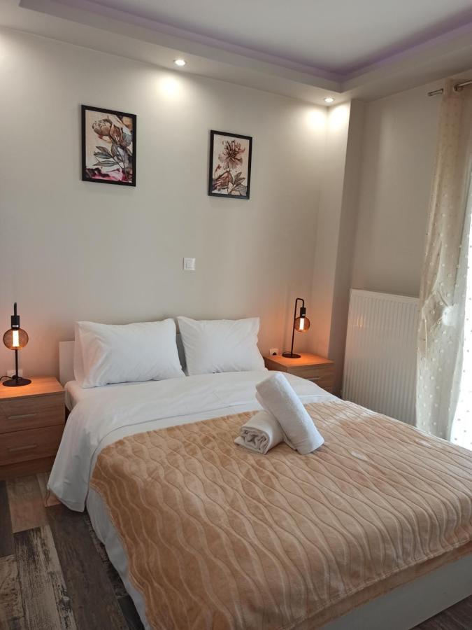 Minimalist Apartments W/ View Thessaloniki Exterior photo