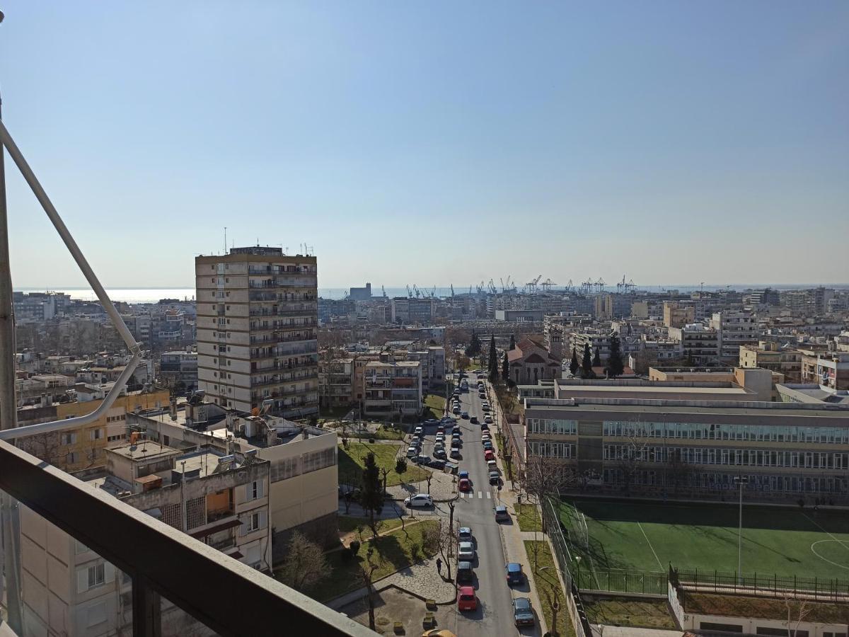 Minimalist Apartments W/ View Thessaloniki Exterior photo