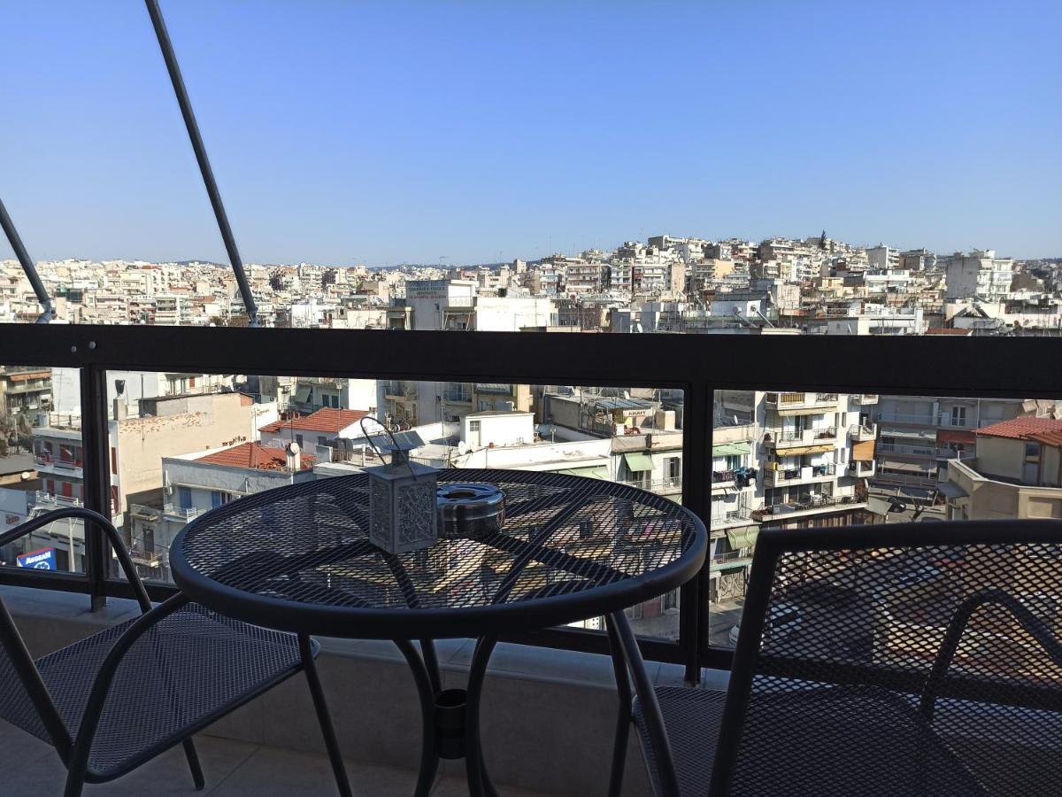 Minimalist Apartments W/ View Thessaloniki Exterior photo