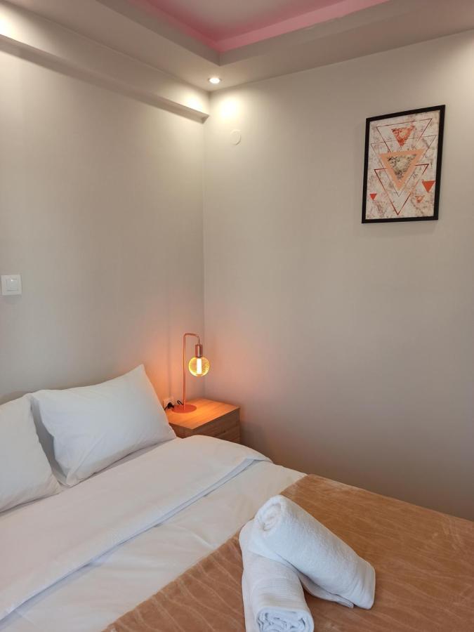Minimalist Apartments W/ View Thessaloniki Exterior photo