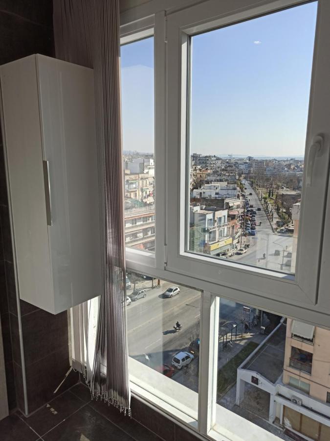Minimalist Apartments W/ View Thessaloniki Exterior photo