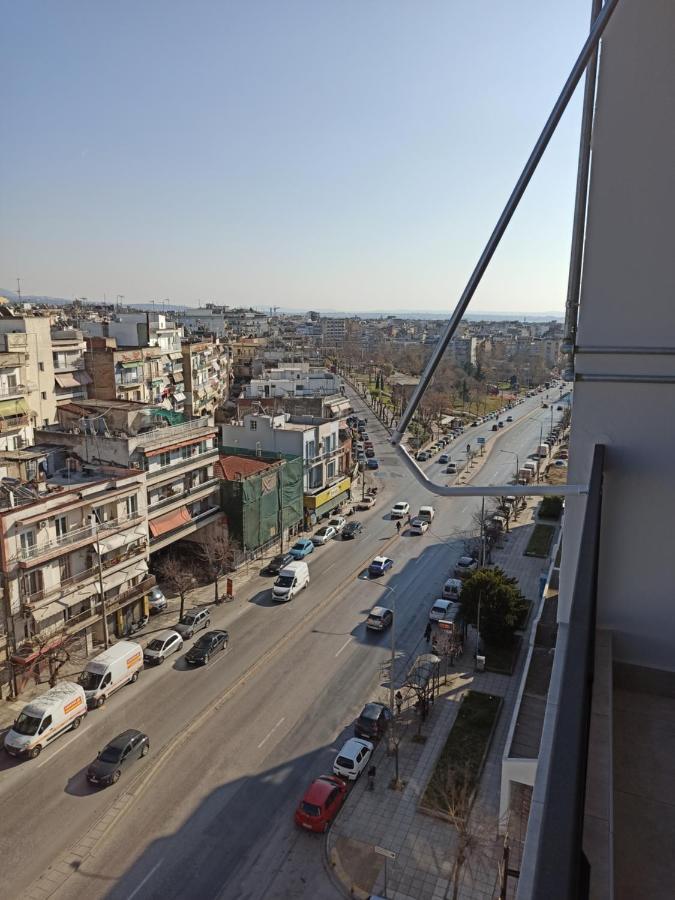 Minimalist Apartments W/ View Thessaloniki Exterior photo