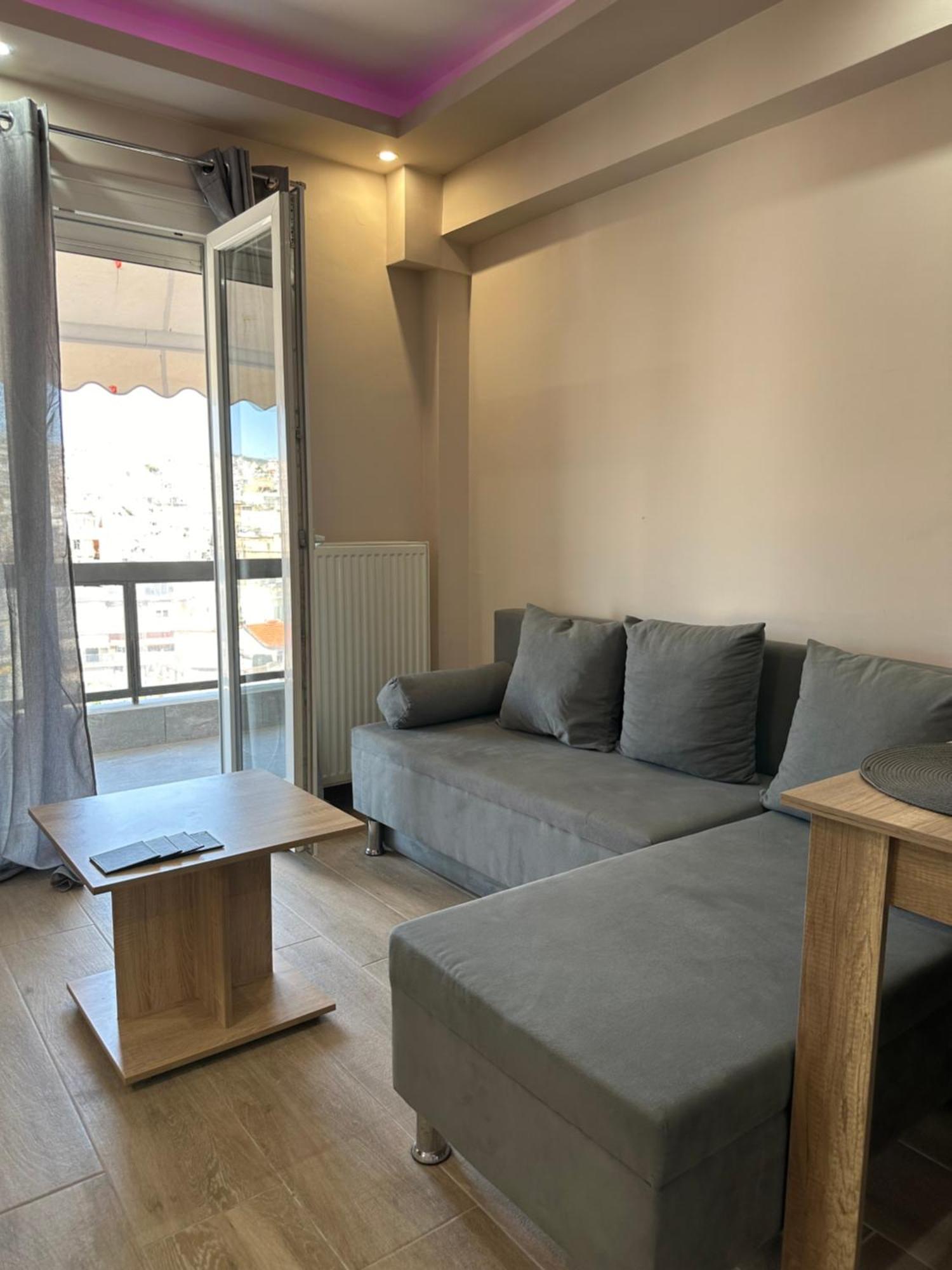 Minimalist Apartments W/ View Thessaloniki Exterior photo