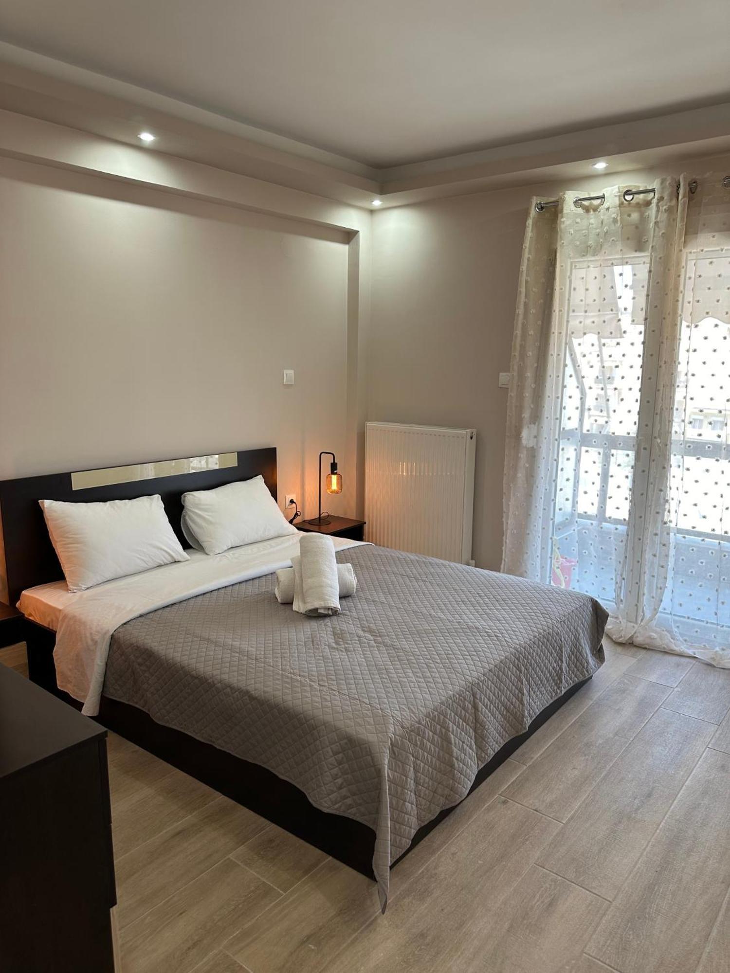 Minimalist Apartments W/ View Thessaloniki Exterior photo